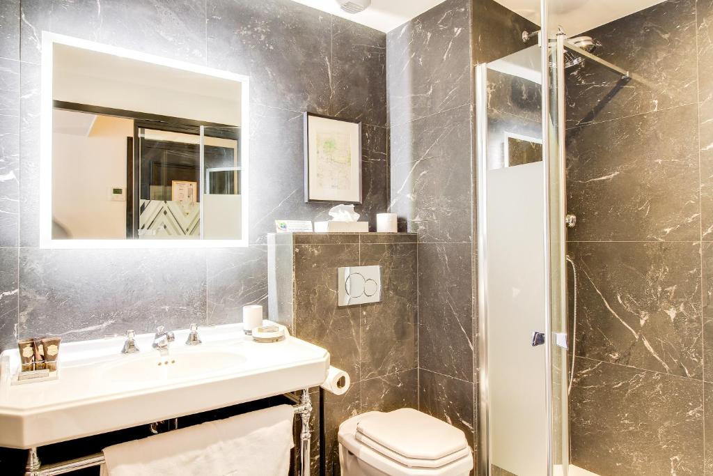 Mom'Art Hotel - Resim 13