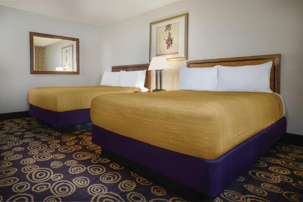 Circus Circus Hotel, Casino & Theme Park - Skyrise Family Tower Double Queen Room