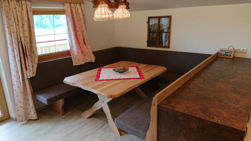 Posedenie v ubytovaní Haus Joelblick und Haus Oberadelsber