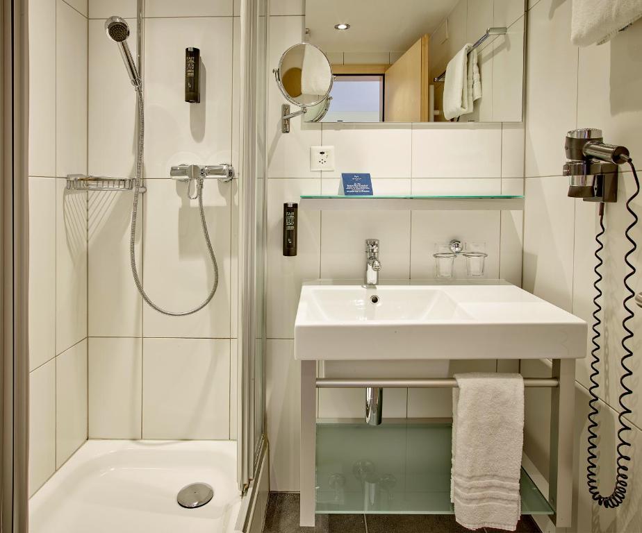 Baxter Hotel - Deluxe Single Room