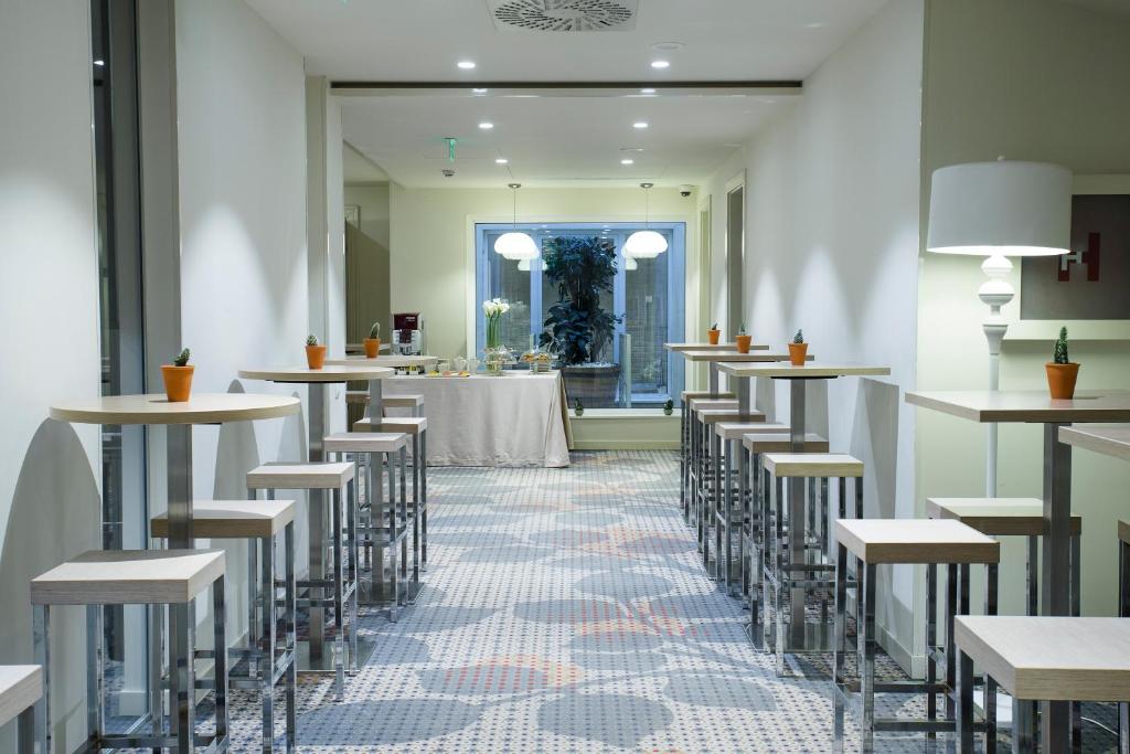 Εστιατόριο ή άλλο μέρος για φαγητό στο Jump INN Hotel Belgrade