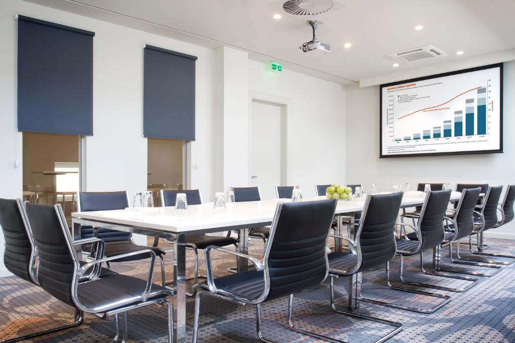 Jump INN Hotel Belgrade - Resim 32