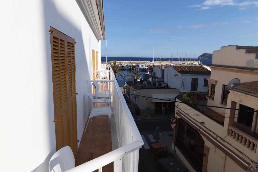 Hostal Cala Ratjada - Double Room With Balcony