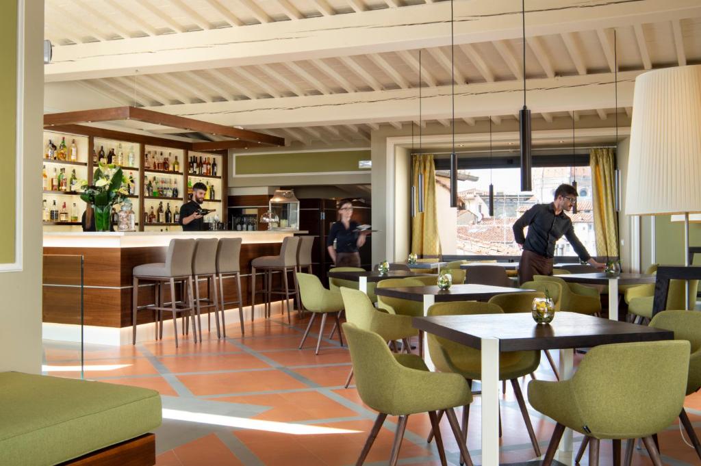 Restaurace v ubytování Hotel degli Orafi