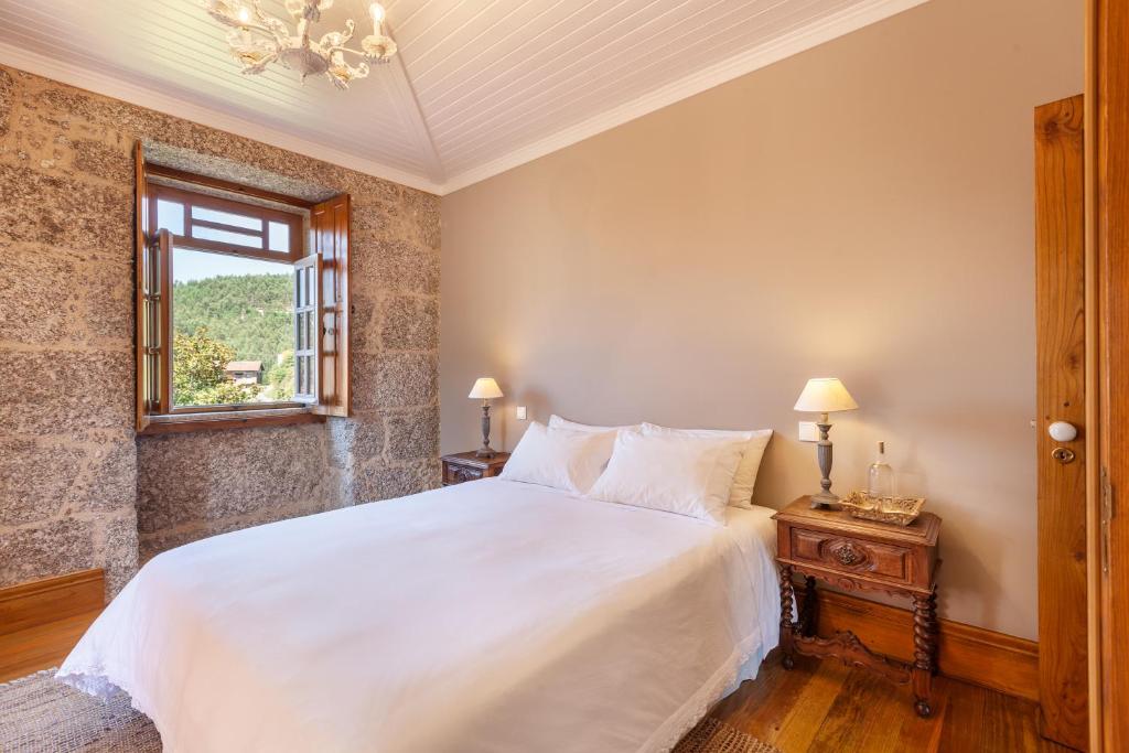 Casa do Eido - sustainable living & nature experiences Gerês - 1