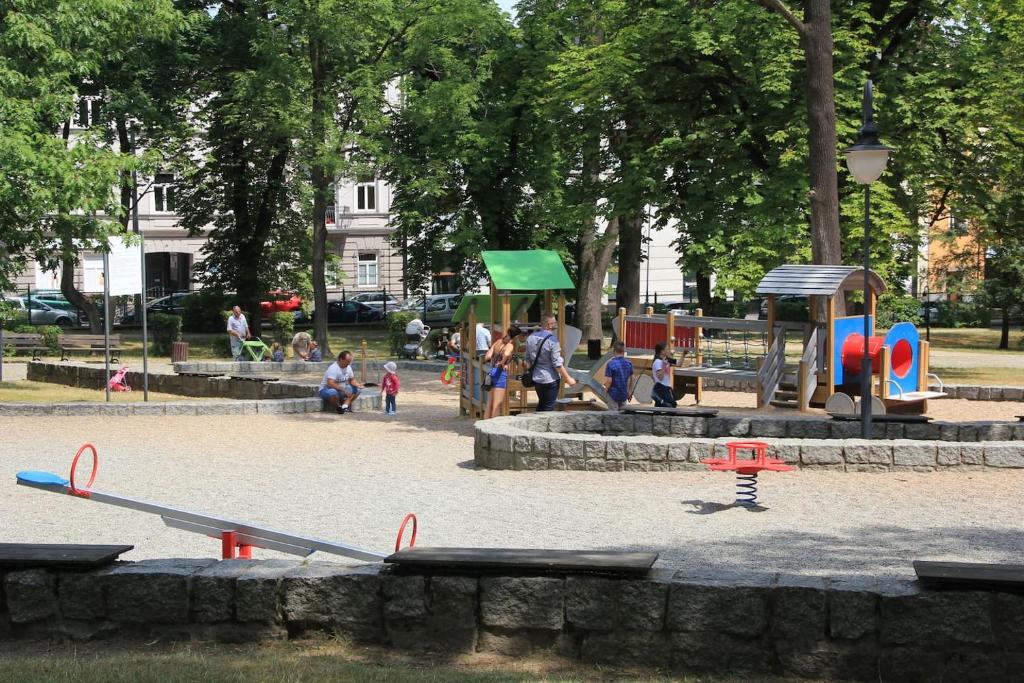 Hostia v ubytovaní Apartament Poddasze Artysty Mieszkanie Ozonowane