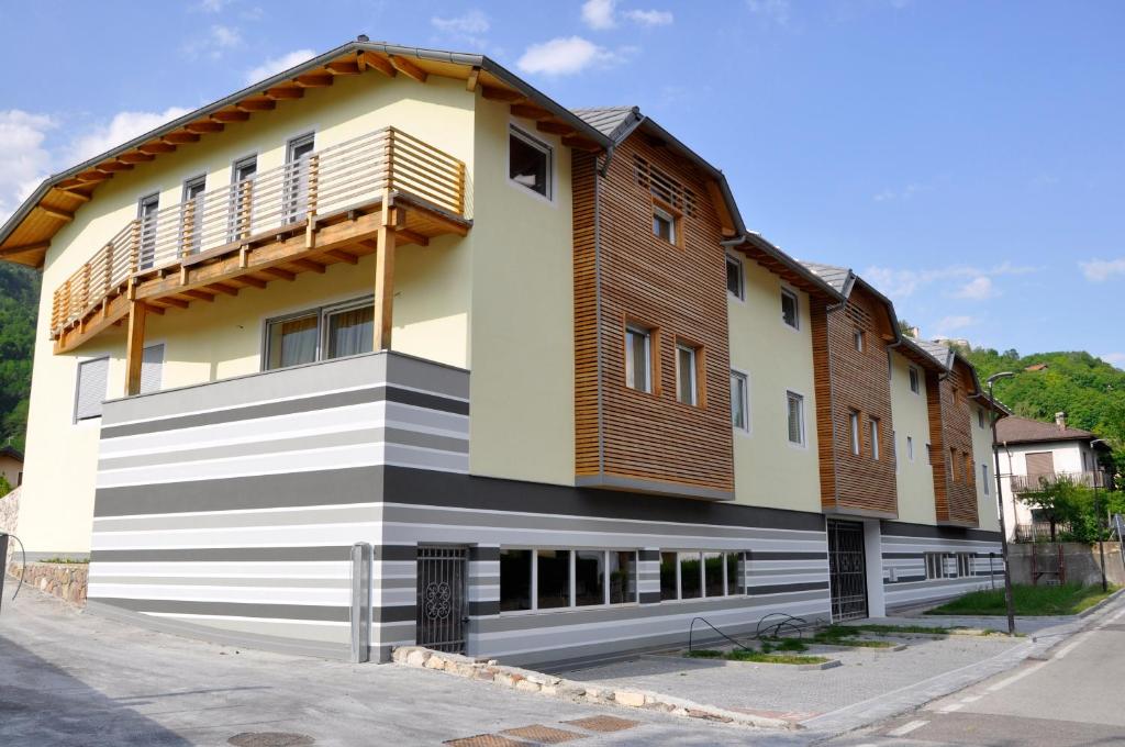 LUNAR room & breakfast - Housity