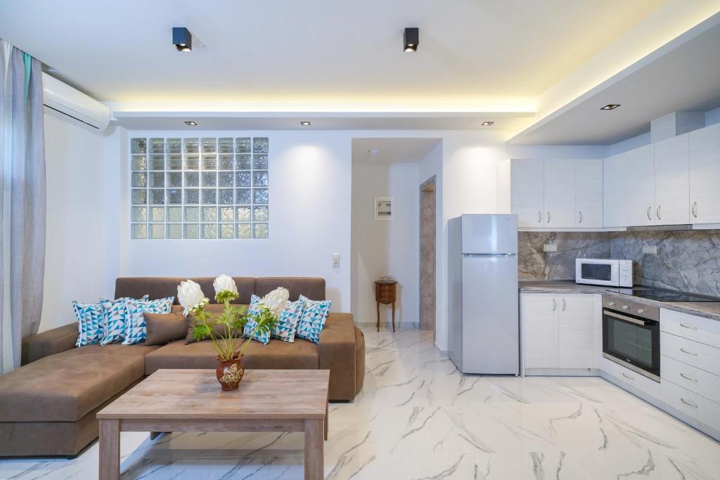 Kuchyň nebo kuchyňský kout v ubytování Eridon Suites