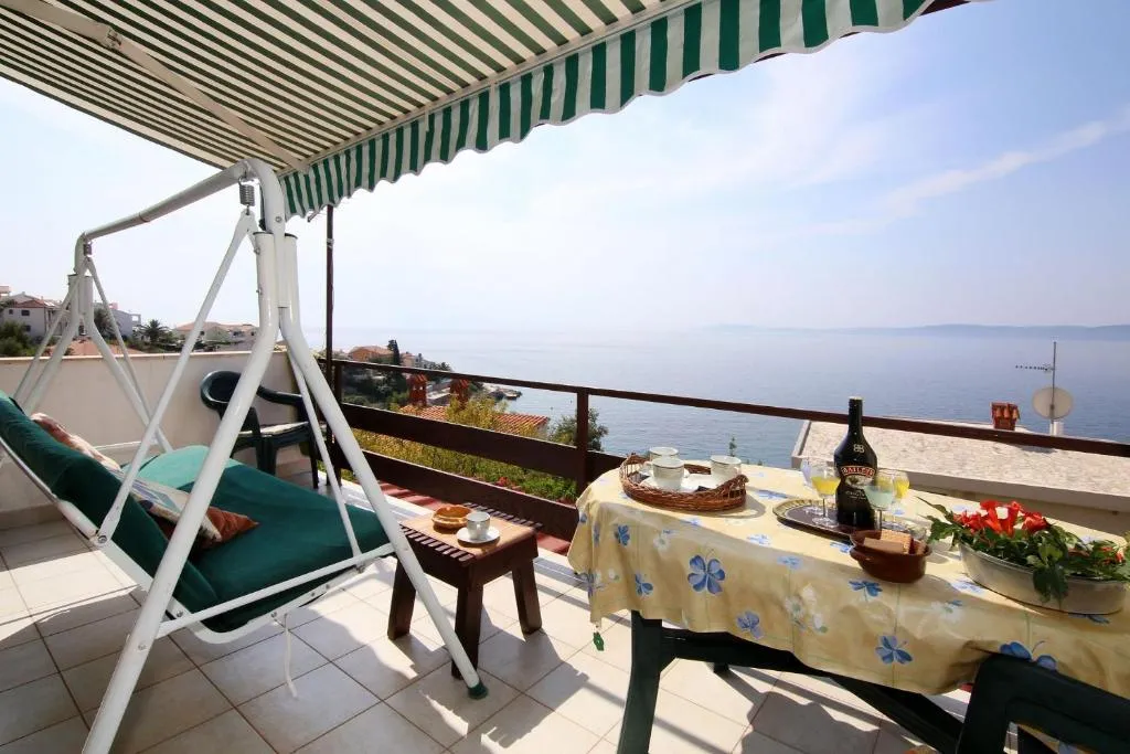 Apartment Vlad - sea view, Trogir, Croaţia