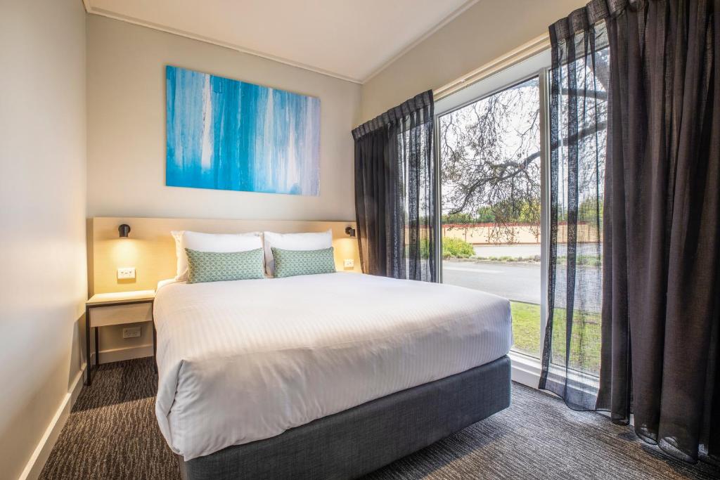 Nightcap at Excelsior Hotel - Resim 40