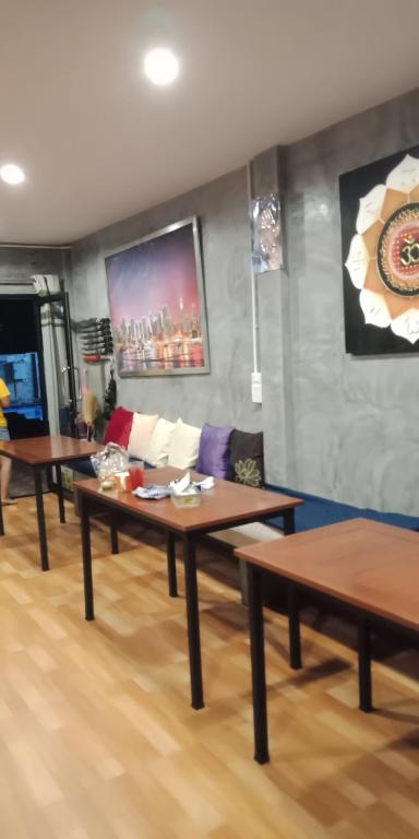 Posezení v ubytování Aonang Lodge - SHA