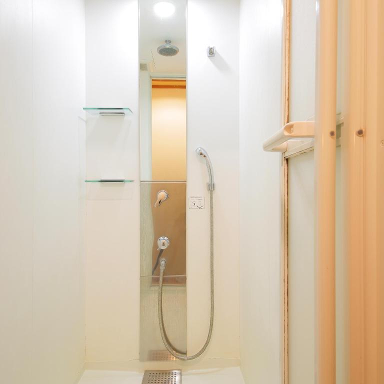Koupelna v ubytování Gion Kyoto Miyagawacyo Guesthouse HANAKANZASHI