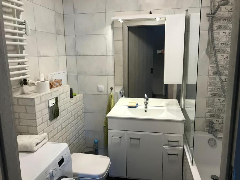 Kúpeľňa v ubytovaní Apartament Grochowy - Poznań Stare Miasto