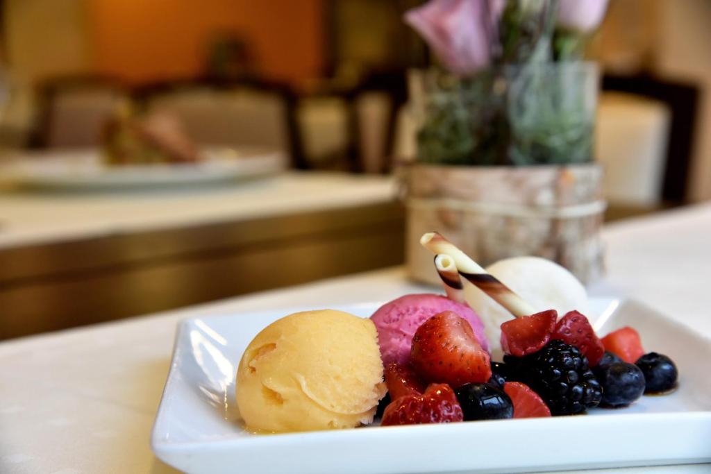 Hotel am Spisertor - Resim 4