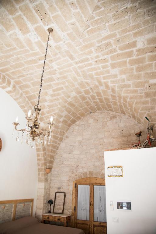 Zdjęcie z galerii obiektu Piazza Duomo - Medieval Puglia's House w mieście Giovinazzo