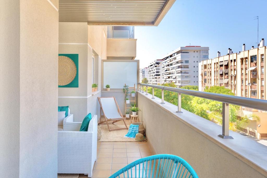 Balkón alebo terasa v ubytovaní Charming apartment on the beach - Pool and parking