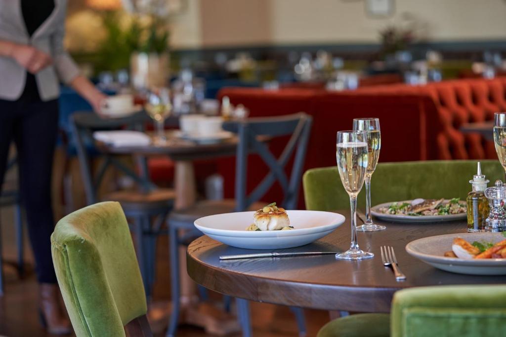 Connaught Lodge - Resim 25