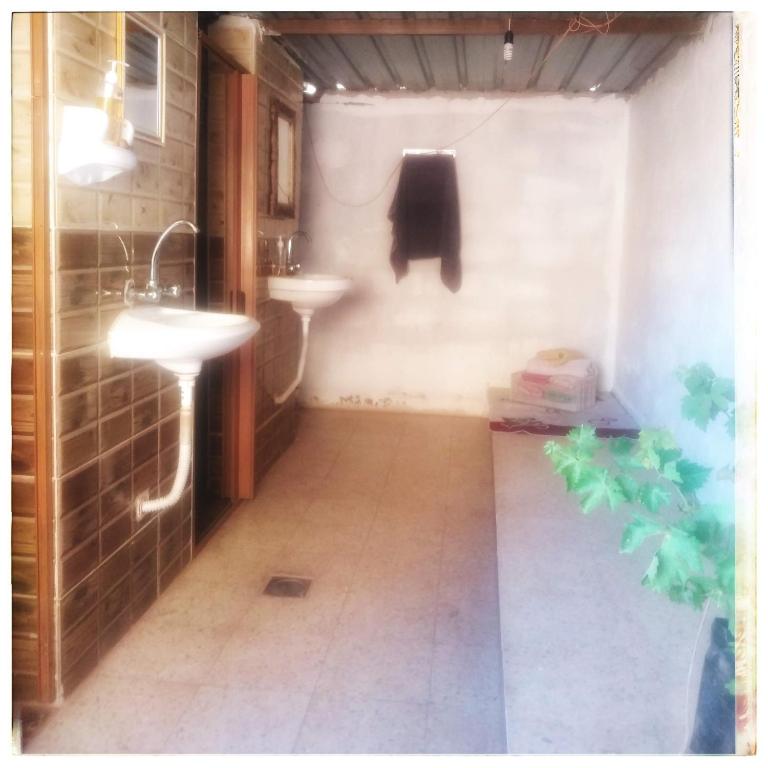 MalakoRum - Double Room With Shared Bathroom