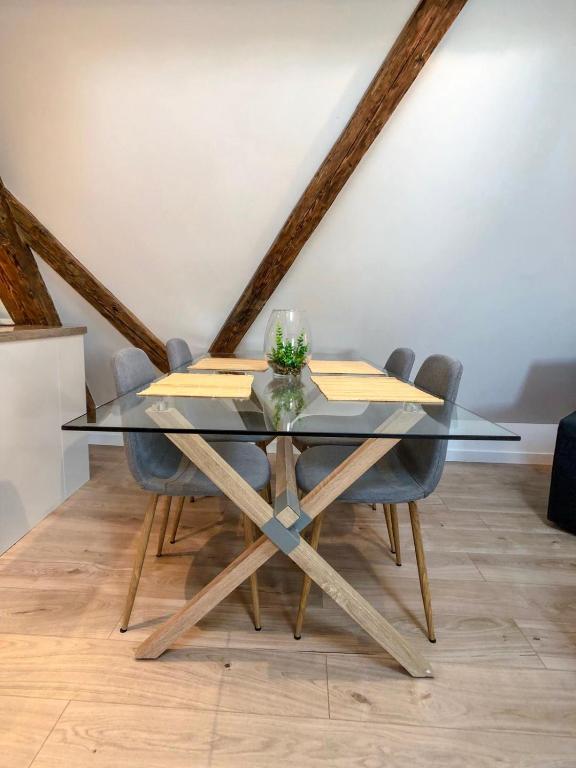 Beauty & The Beast - Old Town Cosy Apartments – photo 27