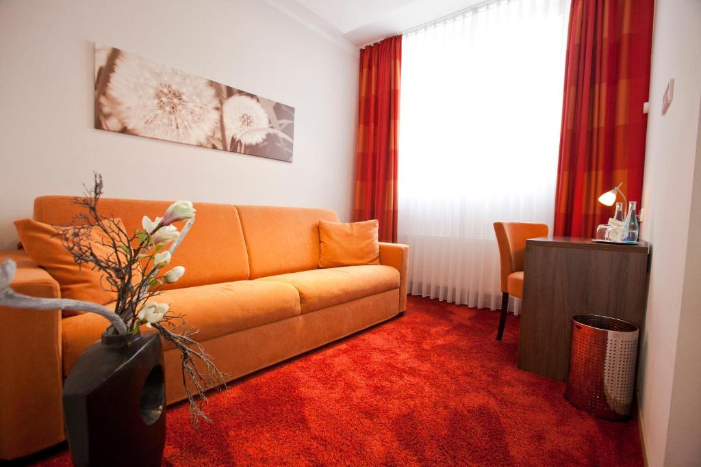 Posezení v ubytování Hotel Schmidt am Markt