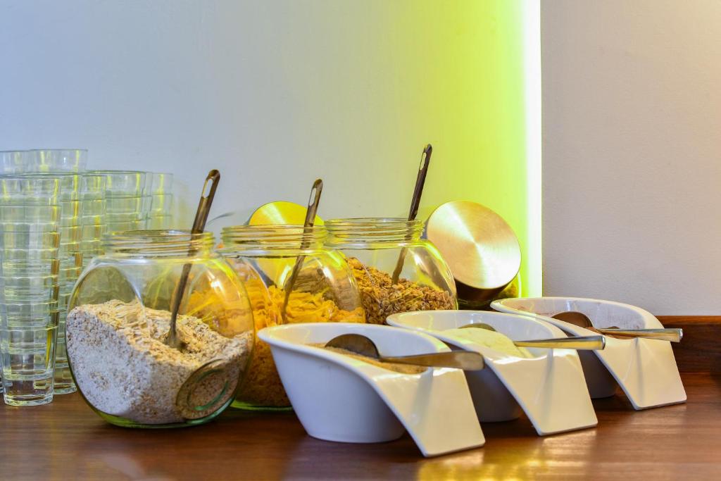 Comida no hotel ou em algum lugar perto