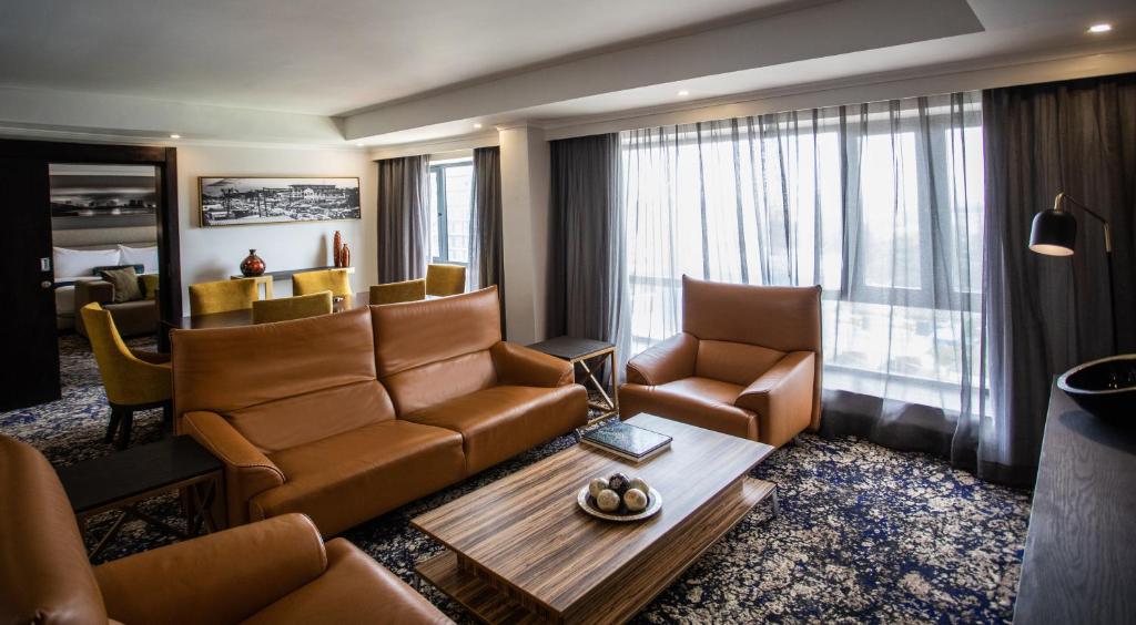 Posezení v ubytování Mövenpick Hotel Ikoyi Lagos