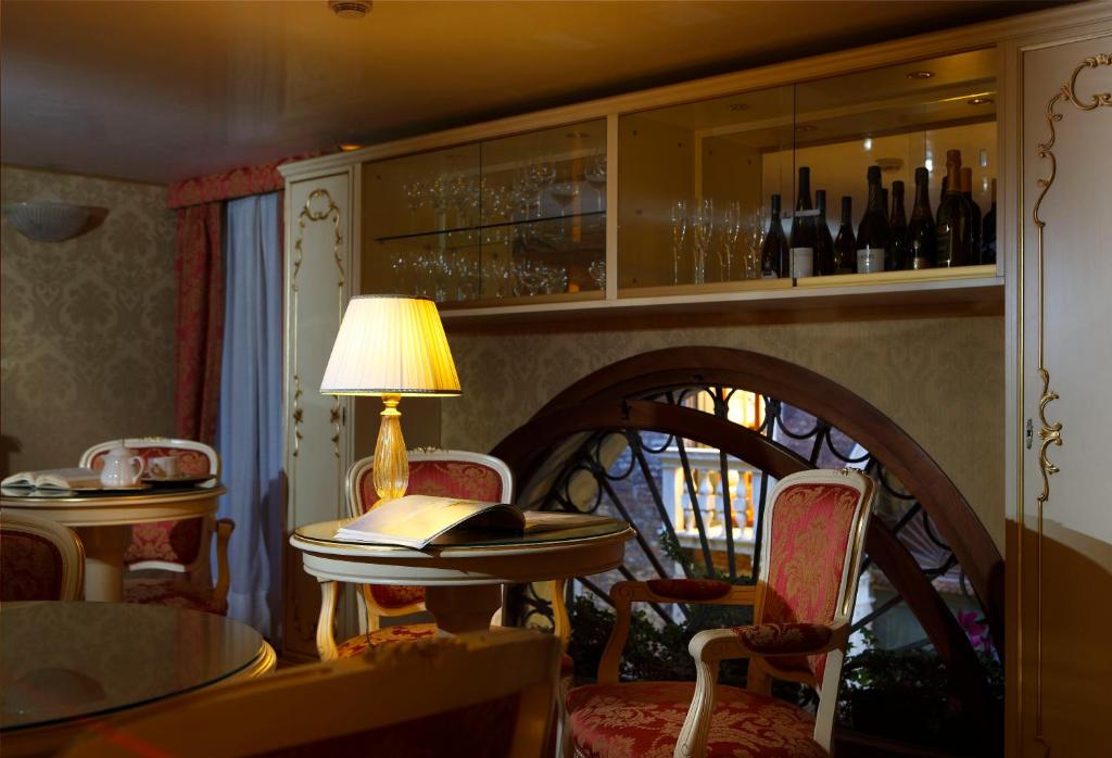 Posezení v ubytování Hotel Becher