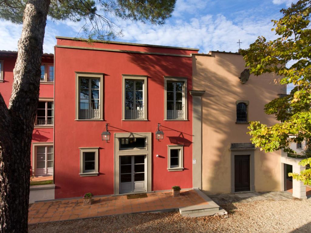 Budova, v ktorej sa dom na vidieku nachádza