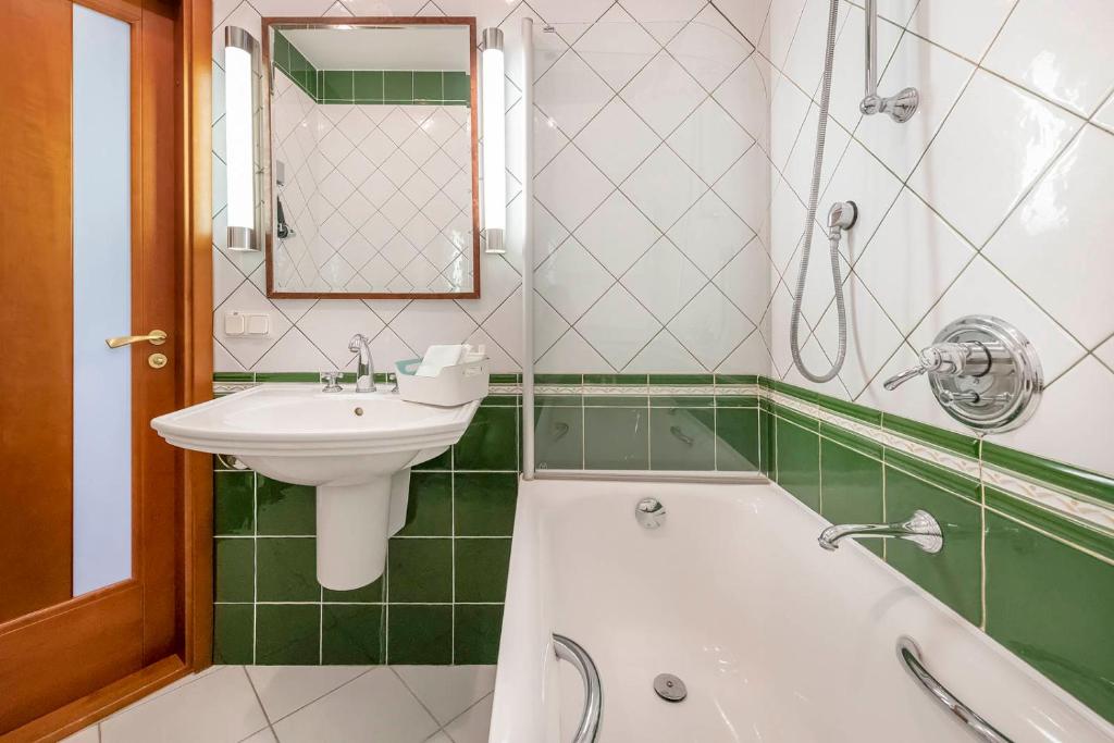 Koupelna v ubytování Grotthuss Boutique Hotel Vilnius