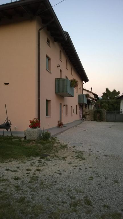 Budova, kde se bed and breakfast nachází