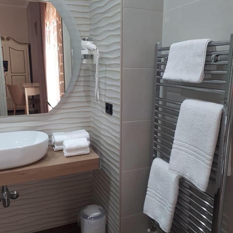 Casale degli Ulivi - Deluxe Doppel- Oder Zweibettzimmer Mit Balkon