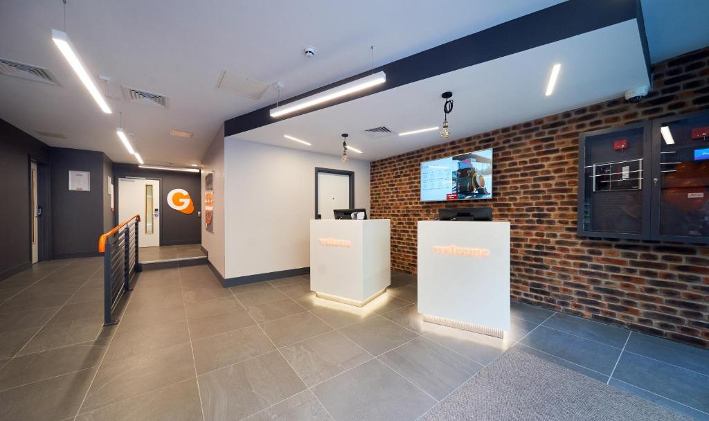easyHotel London City Shoreditch - Resim 5