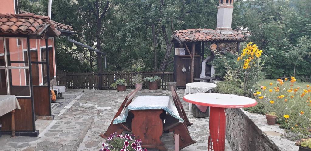 Zahrada ubytování Mechta Guest House