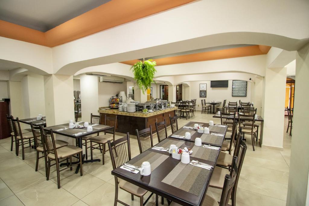 Restaurace v ubytování Howard Johnson by Wyndham Veracruz