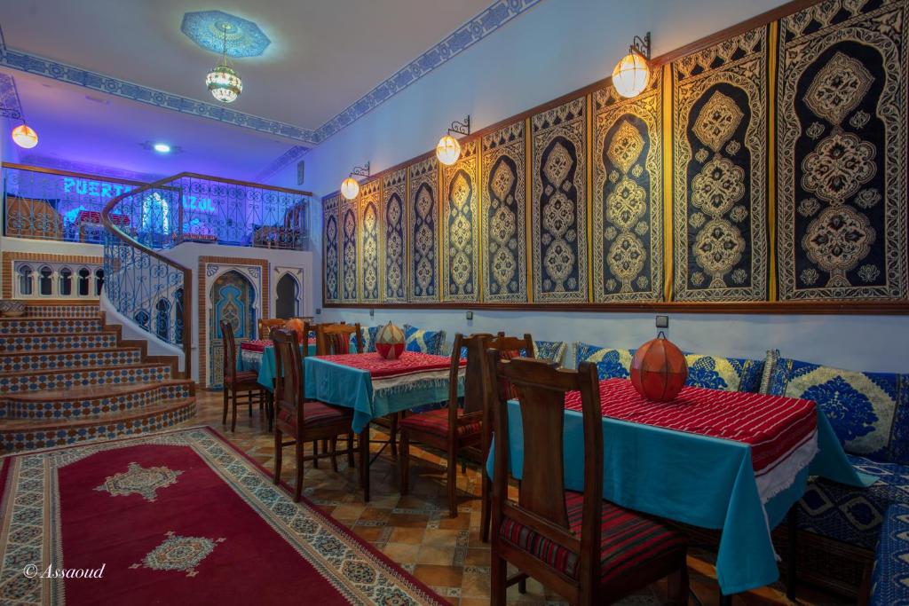 Restaurace v ubytování Puerta Azul