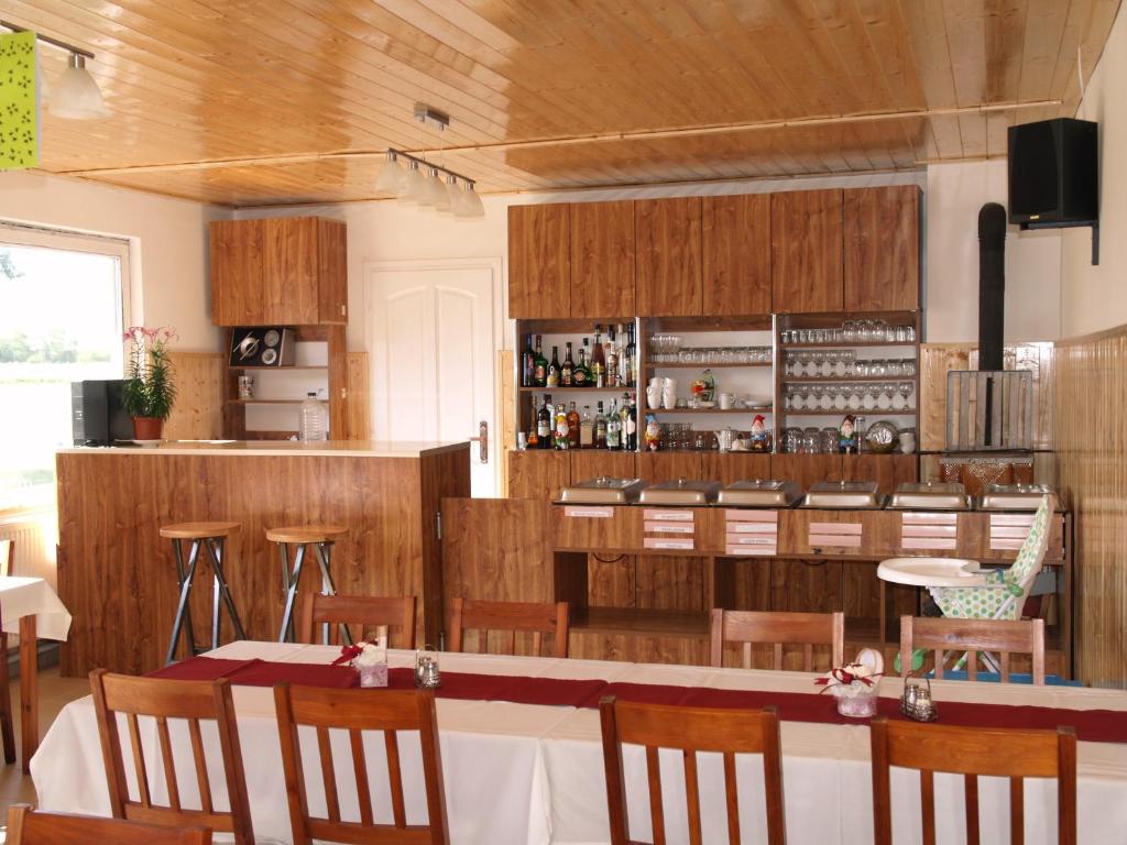 Lounge nebo bar v ubytování Csodarét Kúria