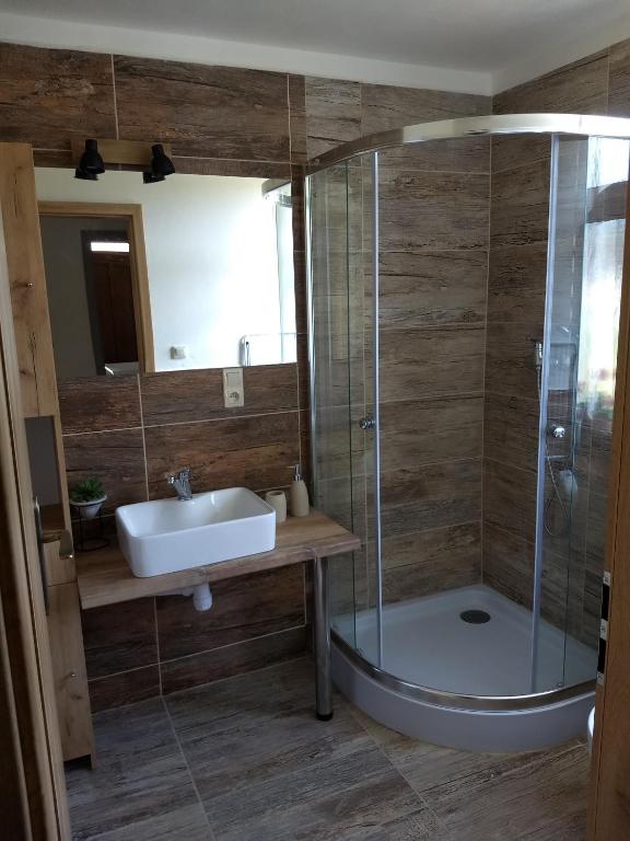 A bathroom at Chalupa Máša