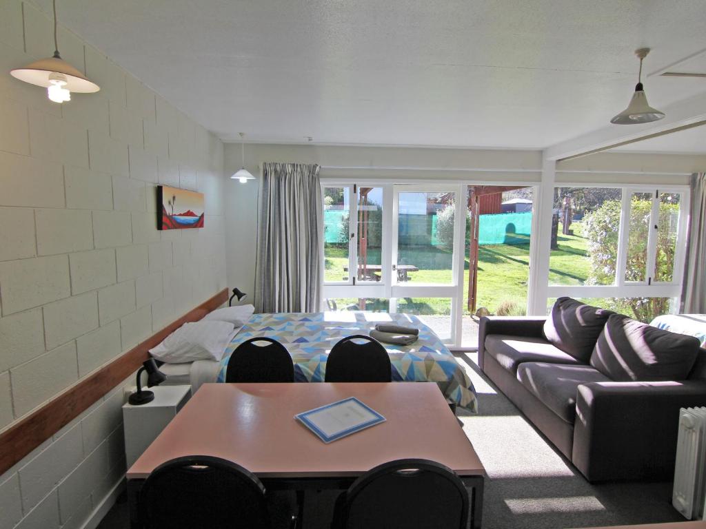 Alpine Adventure Holiday Park - Resim 40