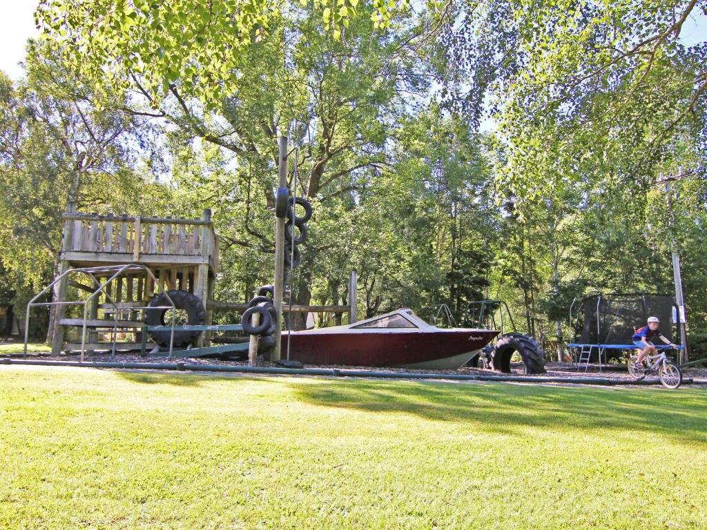 Alpine Adventure Holiday Park - Resim 17
