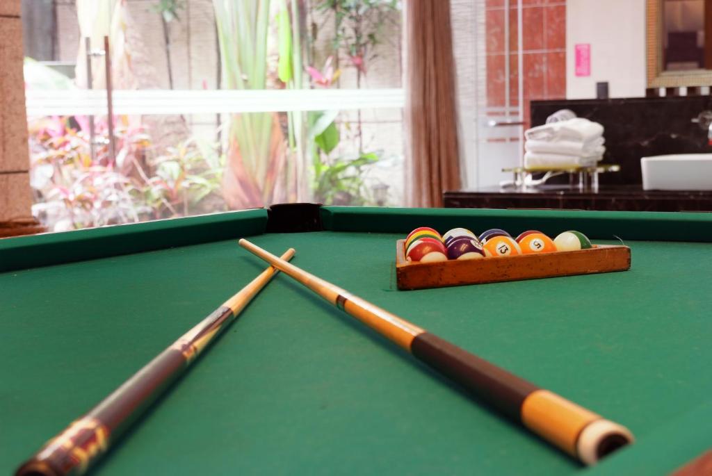 Biliár nebo kulečník v ubytování Q Motel精品旅館