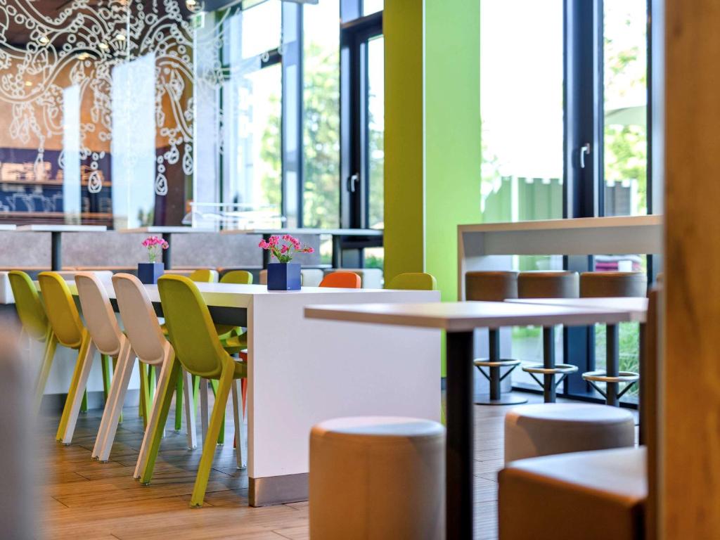Restaurace v ubytování ibis budget Muenchen City Olympiapark