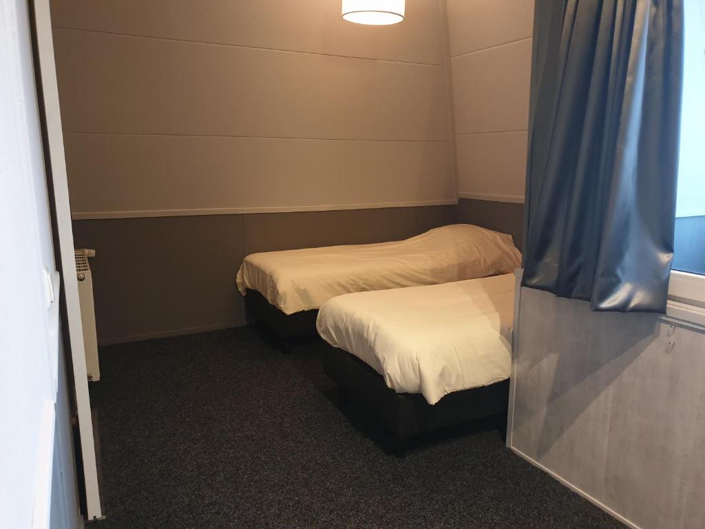 Postel nebo postele na pokoji v ubytování Hotel,cafe,biljart POT
