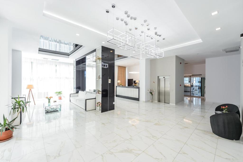 Vstupní hala nebo recepce v ubytování Mirage Medspa Hotel