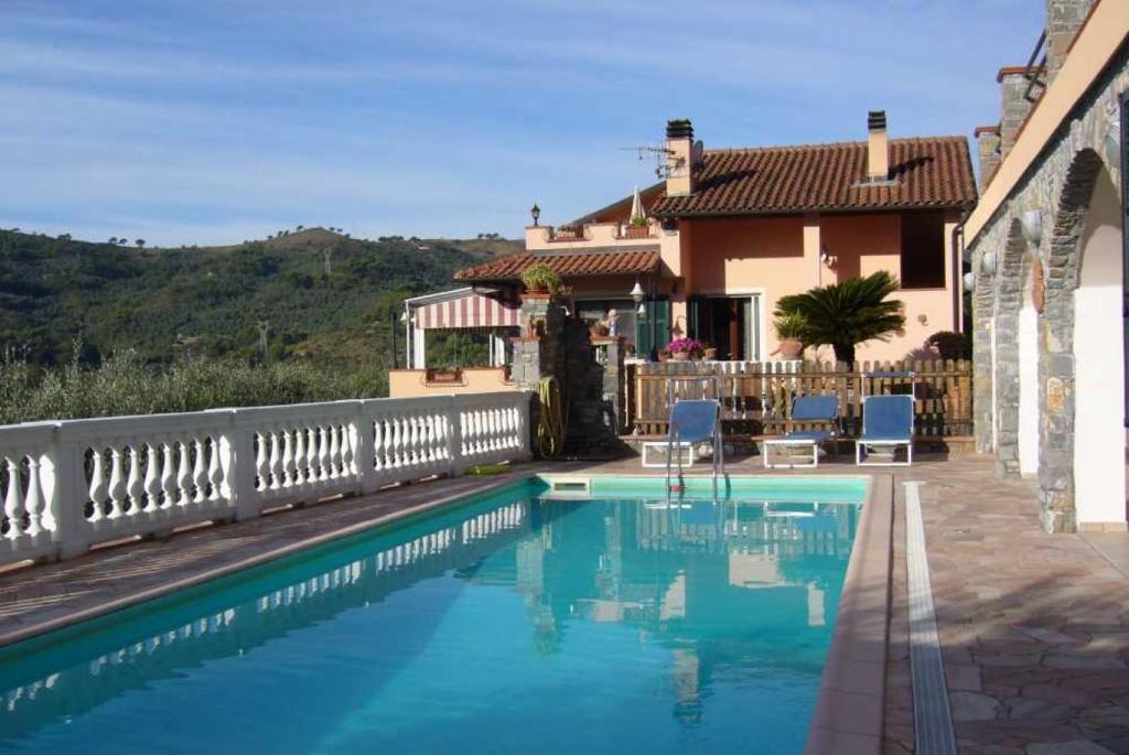 Casa Rolando - Two-Bedroom House