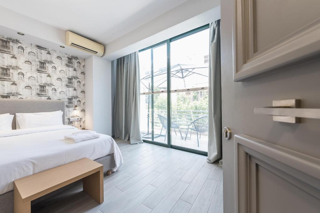 Athens Lights - Resim 23