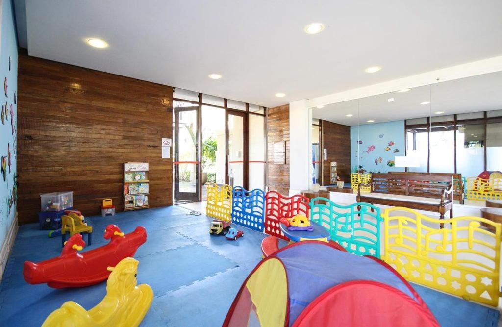 Condominio Pantai Enseada Guarujá