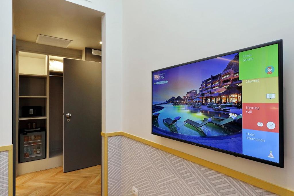 Roma Five Suites - 7