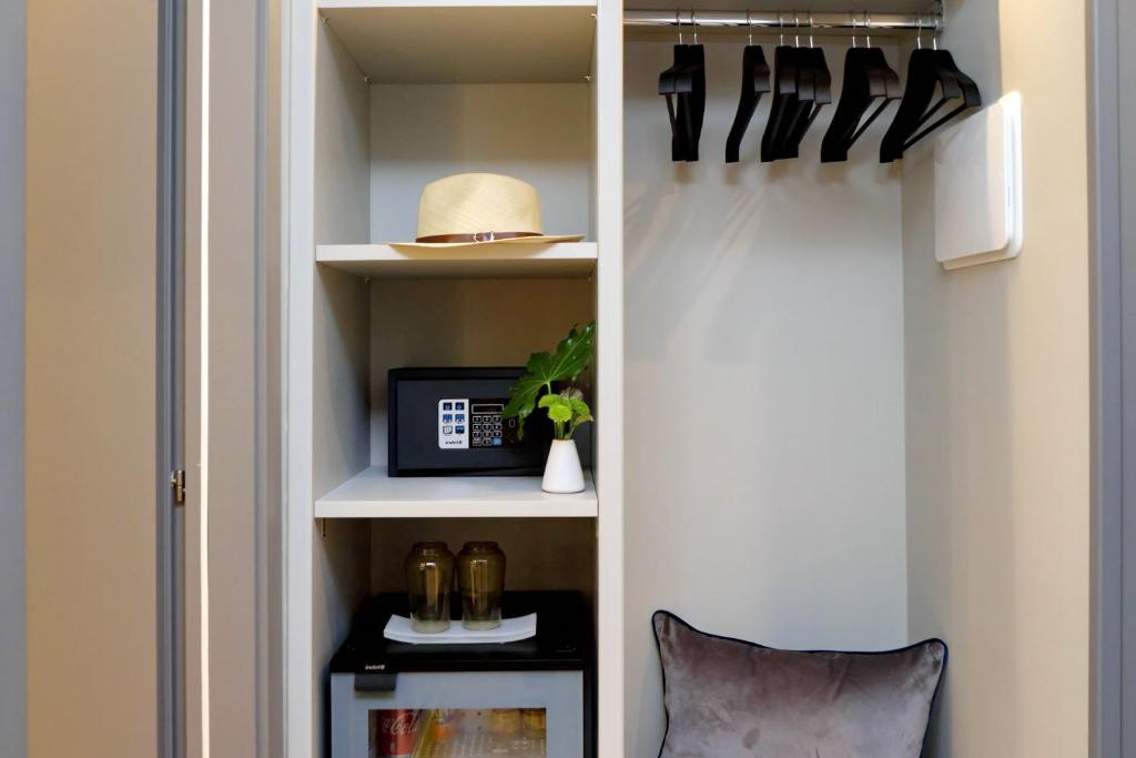 Roma Five Suites - 12