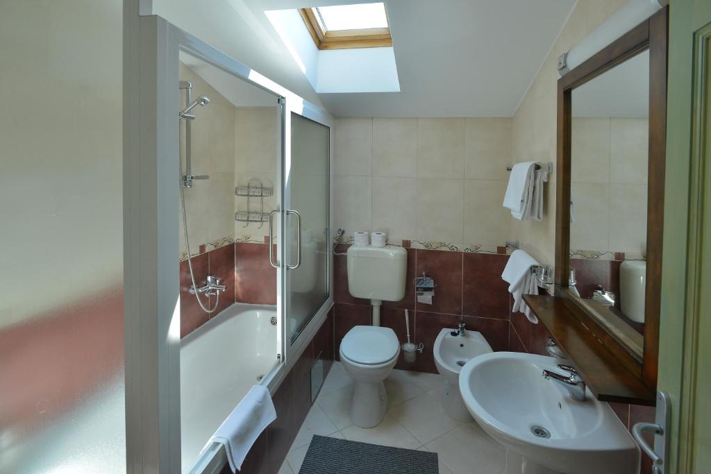 Villa Fortuna - One-Bedroom Apartment (2 - 4 Adults)