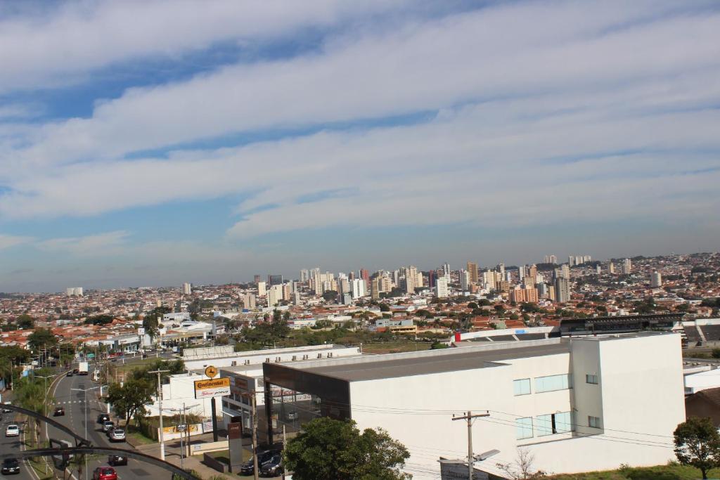  Limeira Plaza Hotel